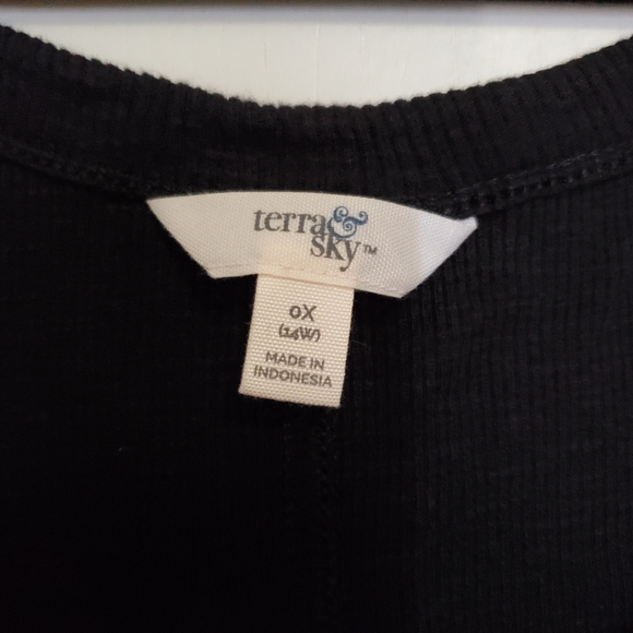 Terra & Sky Top Bundle Purple Quarter Sleeve Tee & Black Flowy Tank Plus Size 0X - Picture 11 of 15